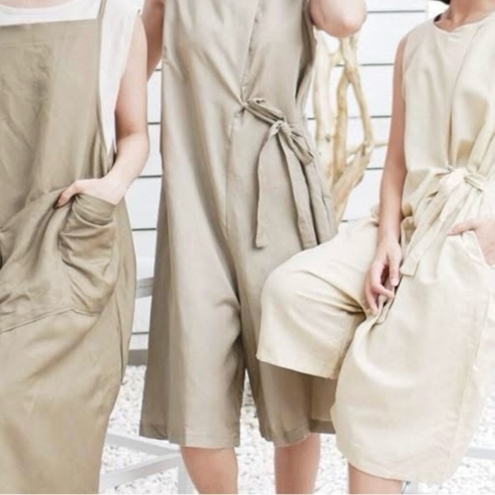 Loma Whale Linen Jumpsuit Size Small EUC